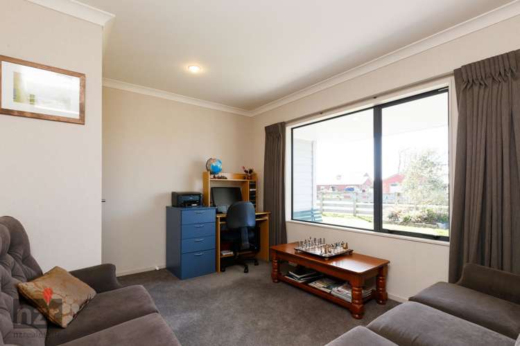 15 Paradise Avenue Feilding_12