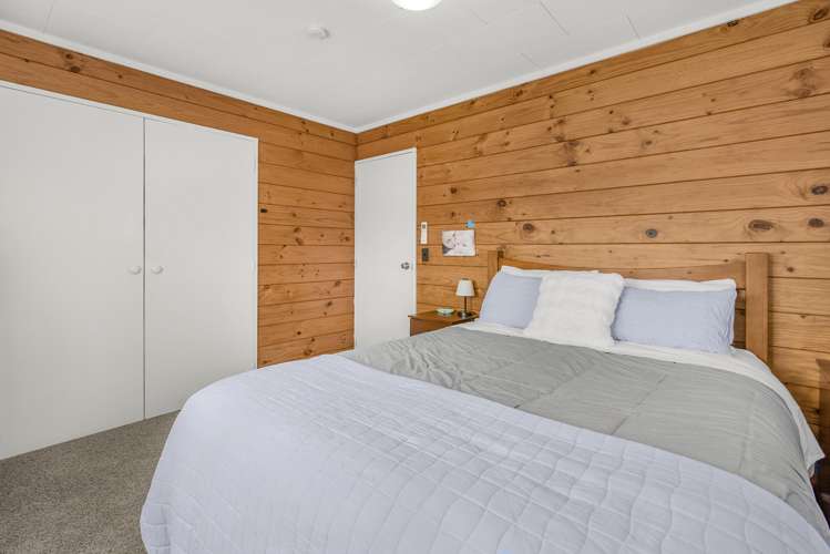 6 Garnet Grove Birchville_13