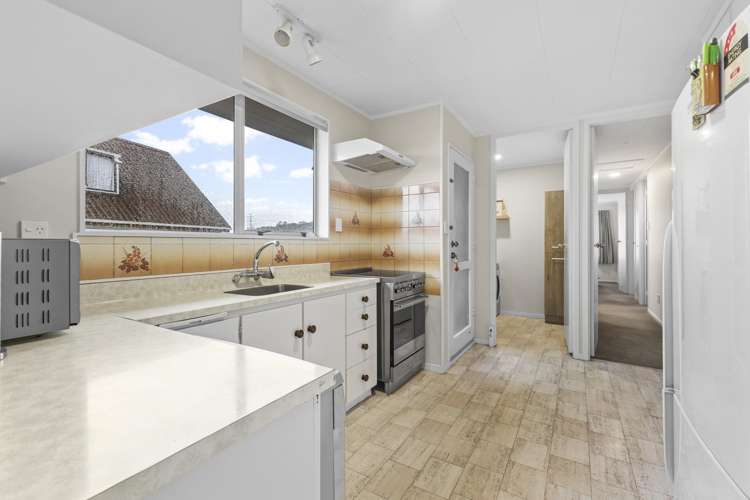 12 Aspiring Avenue Clover Park_6