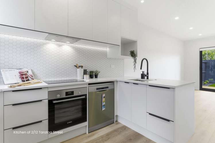 12 Taratoa Street Point England_29