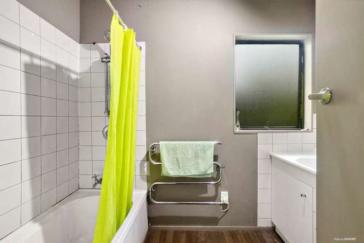 1/9b Onslow Road Mount Eden_4