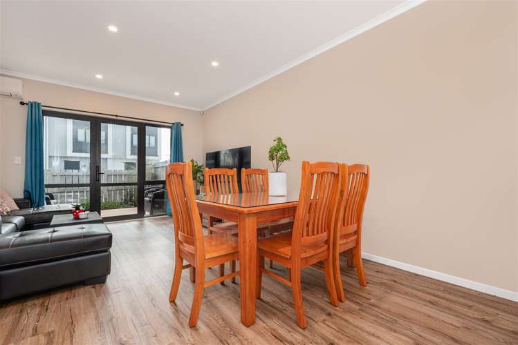 7/66 Swanson Road Henderson_9