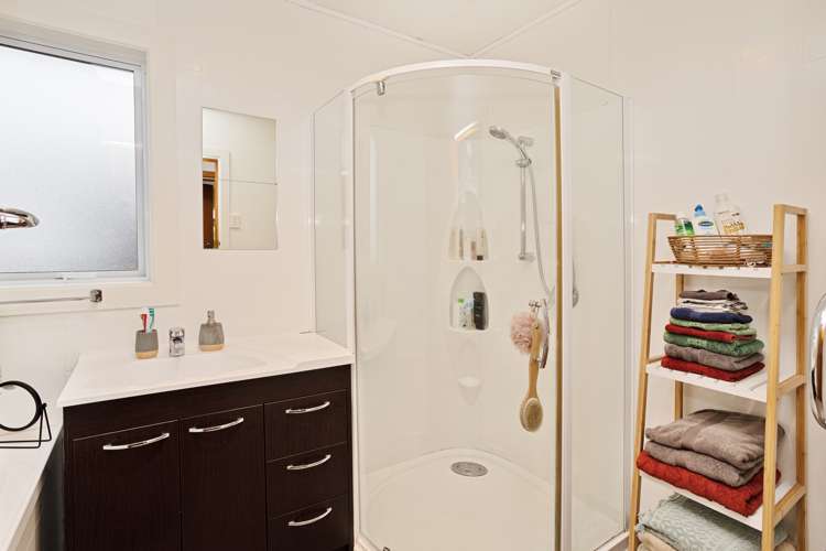 8 Arun Crescent Glengarry_11