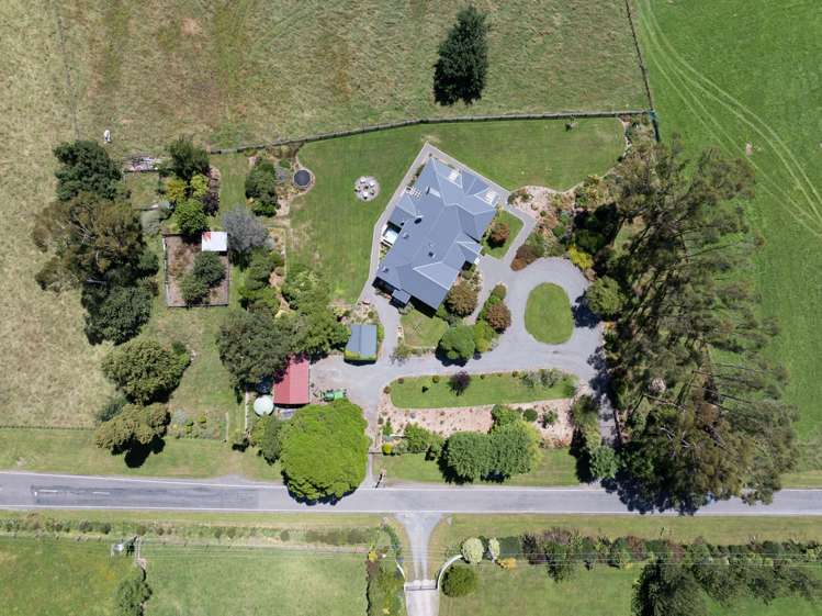 808 Whitemans Valley Road Whitemans Valley_40