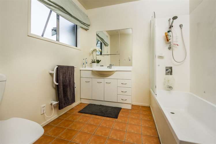 10/11 The Avenue Albany_12