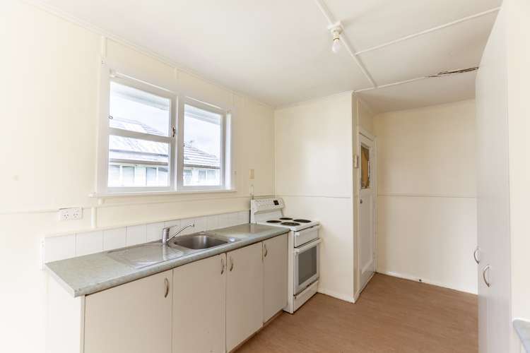 916 Bledisloe Street Raureka_6