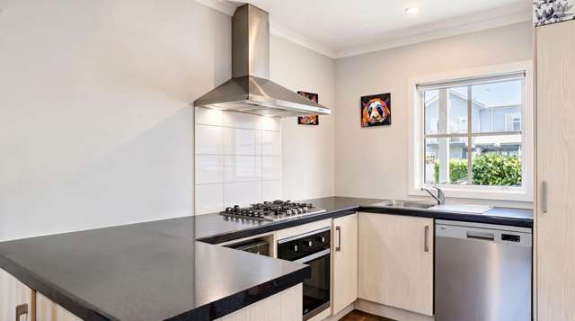 2/75 Cameron Road Hamilton East_4