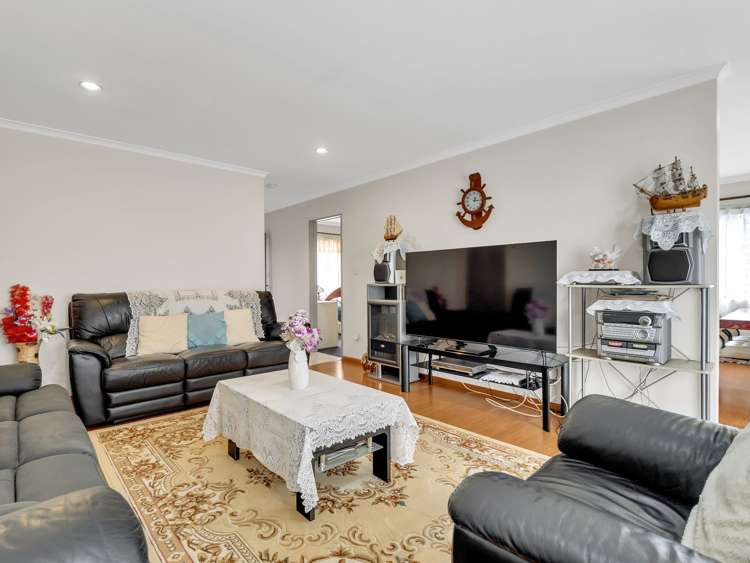 19d Gloucester Manurewa_1