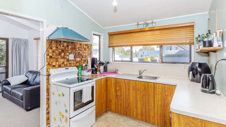 69 Pohutukawa Drive Pukete_6