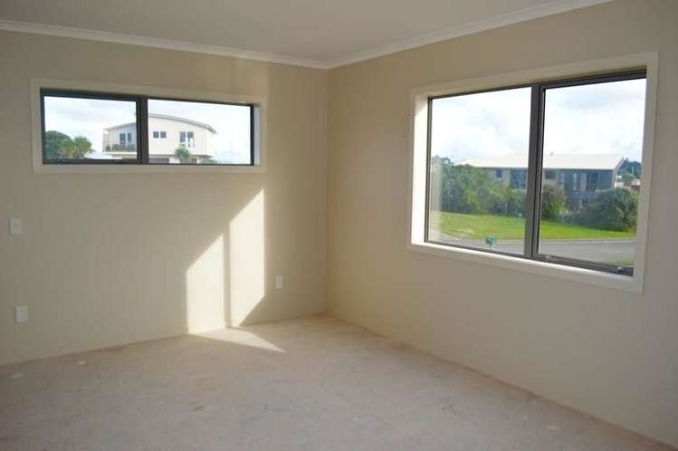 10 Sylvia Way Te Horo Beach_11