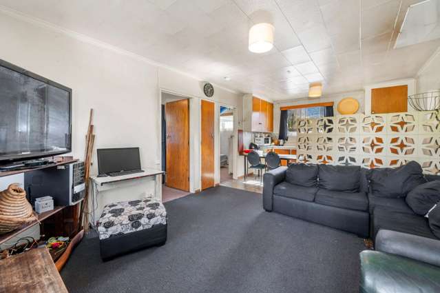 83A & 83B Mount View Drive Mangakakahi_3