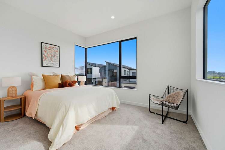 19 & 25 Wira Lane Silverdale_12
