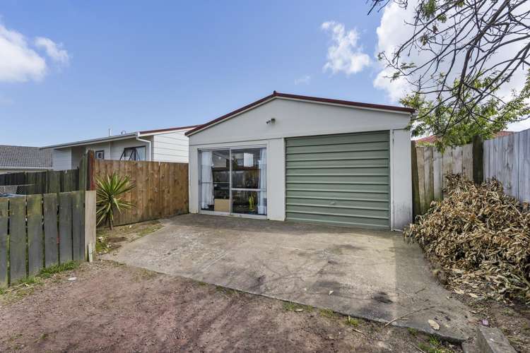 2/14 Hatherley Place Clendon Park_10