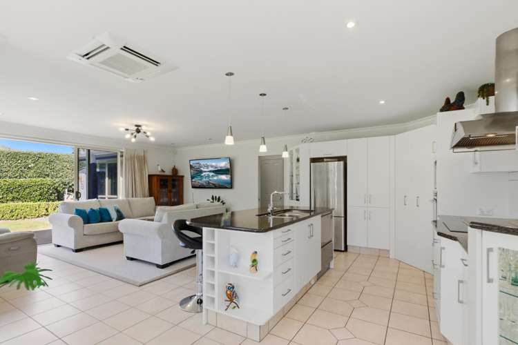 1 Bahamas Key Papamoa_7