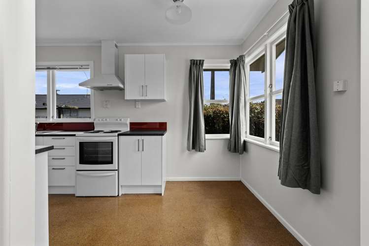 B/70A Tawa Street 1107_8