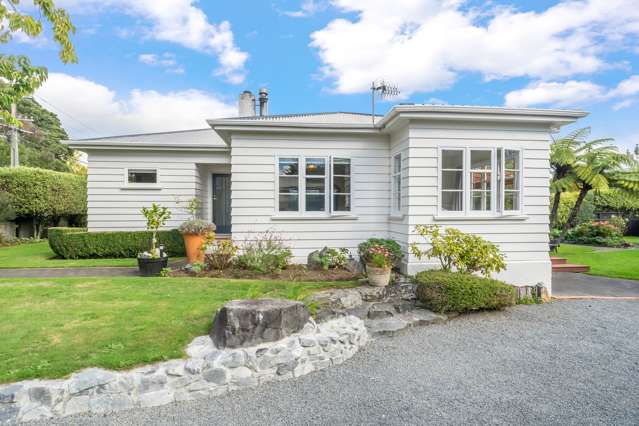 53 Heretaunga Square Silverstream_1