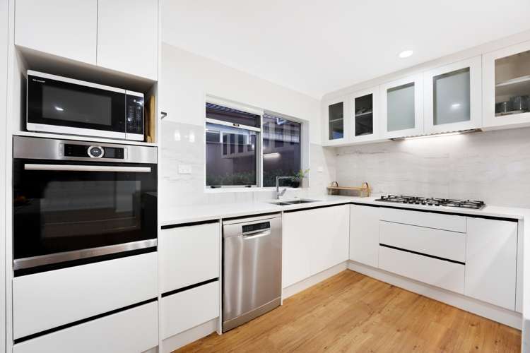 4 Savina Court Flat Bush_7