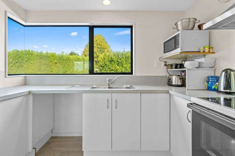 33 Williams Road North Pyes Pa_14