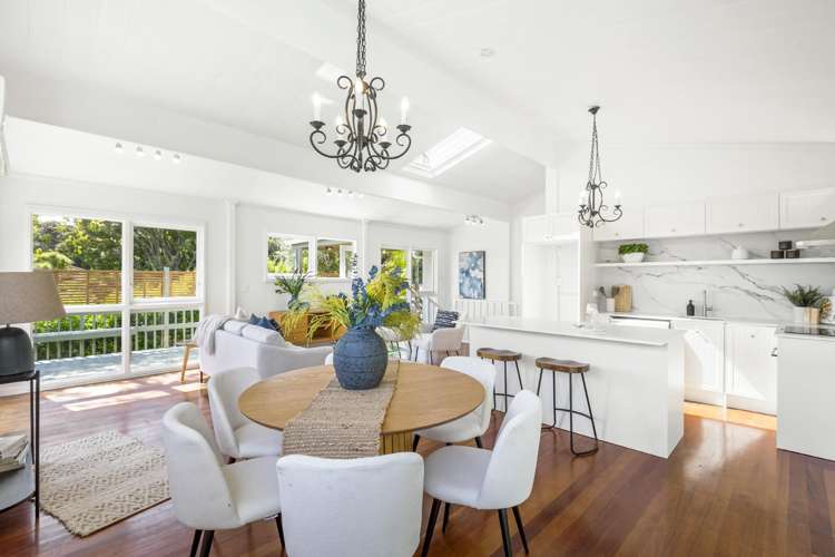 7 Tranquil Glade Hillcrest_10