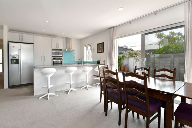 8 Bayview Park Lane Orewa_7