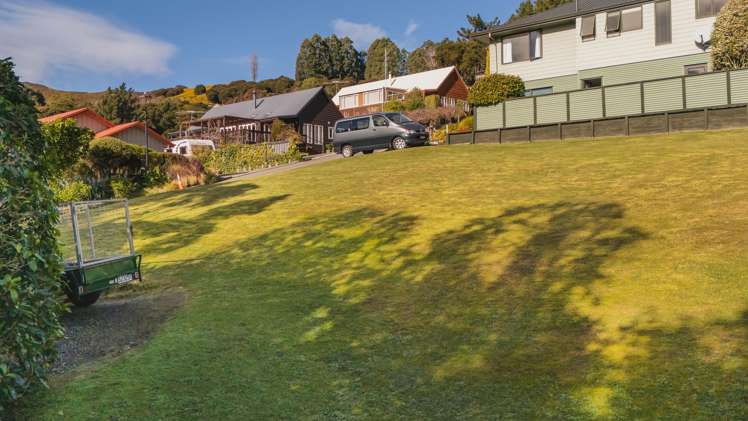 8 Vangioni Lane Akaroa_6