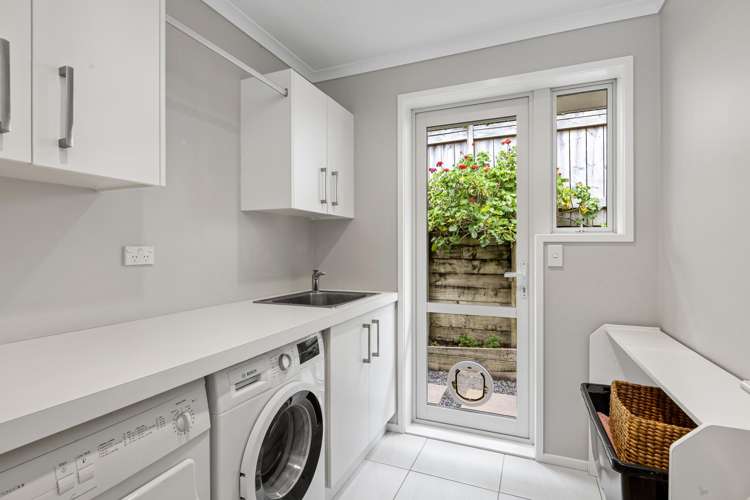 15 Seaview Crescent Hatfields Beach_22