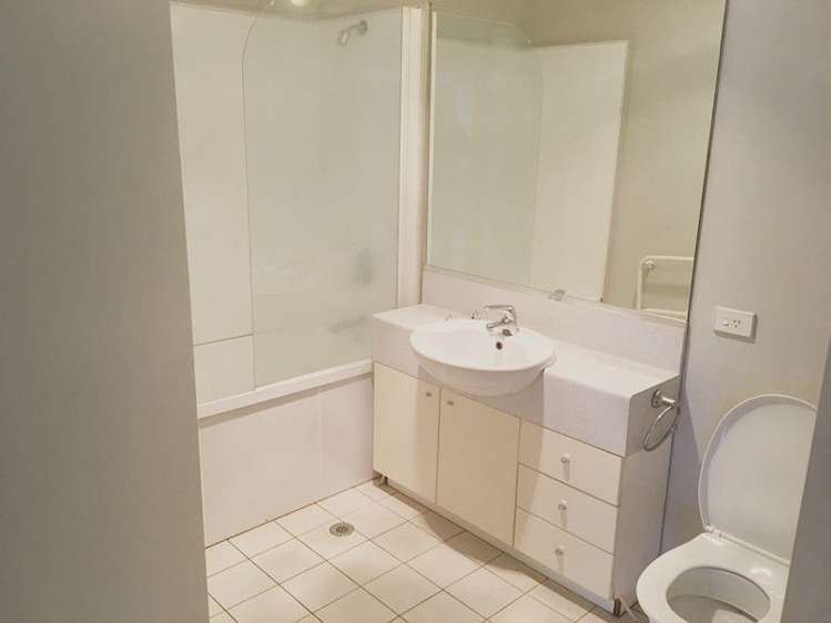 2i/1 Emily Place Auckland Central_5