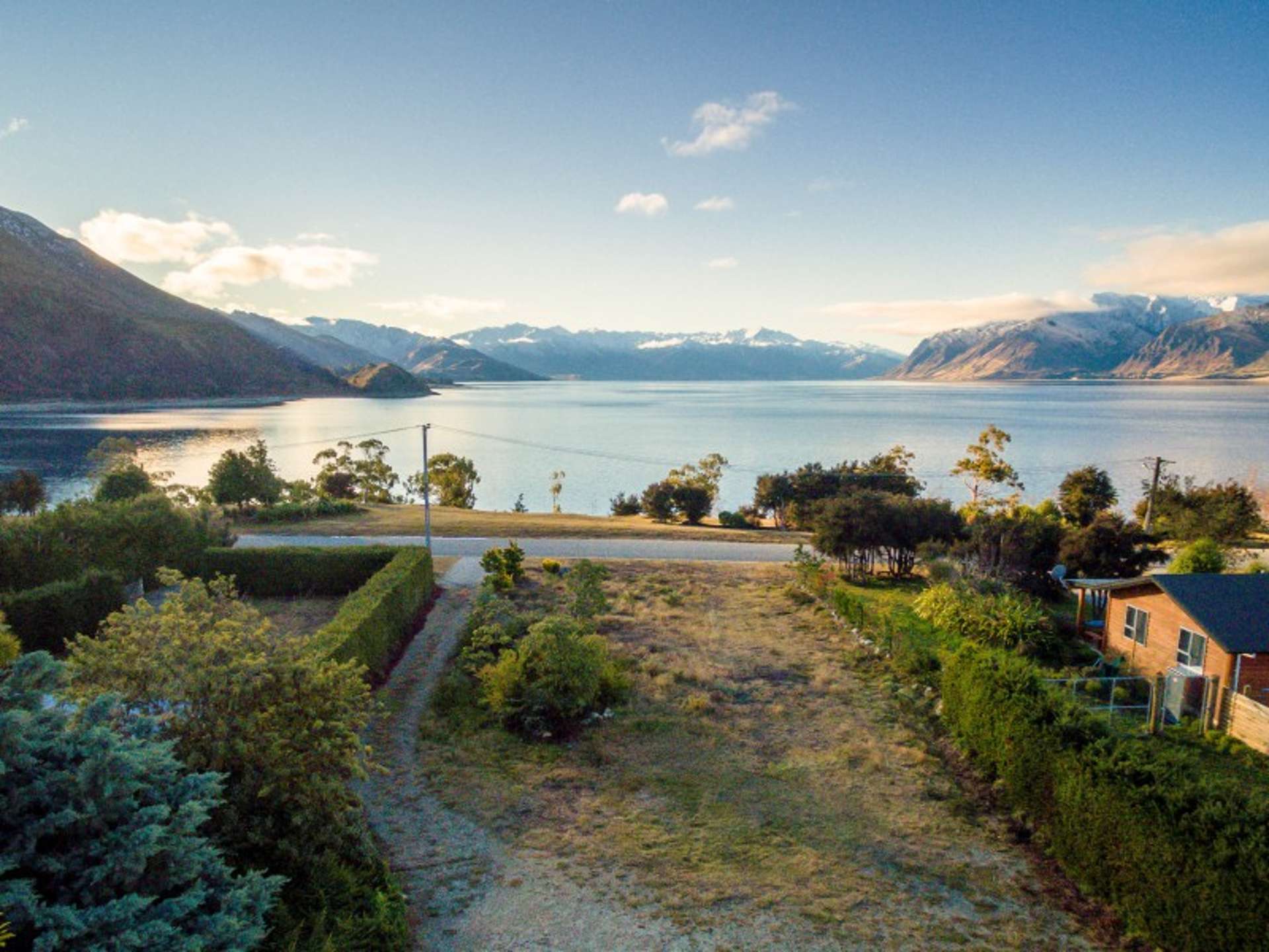 20 Flora Dora Parade Lake Hawea_0