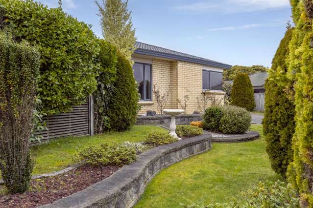 32 Balmoral Drive Hilltop_1