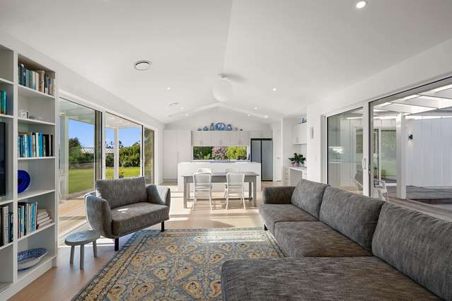 130 Cross Road Lepperton_2