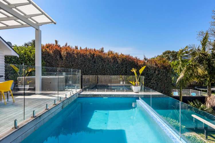 6 Wainoni Avenue Point Chevalier_28