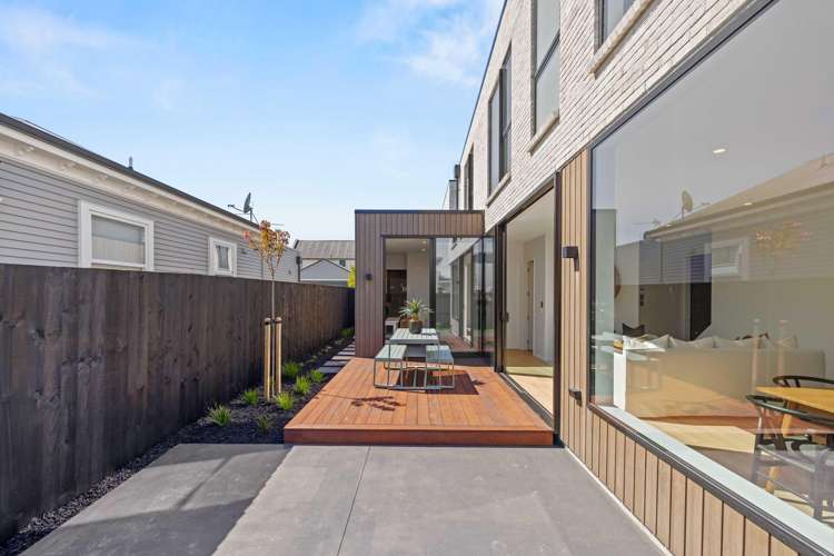 33 Clare Road Merivale_20