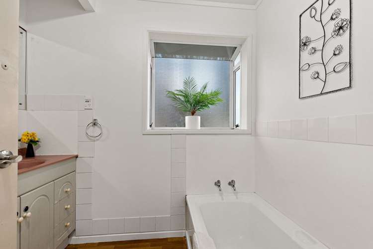 38 Titoki Street Te Atatu Peninsula_8