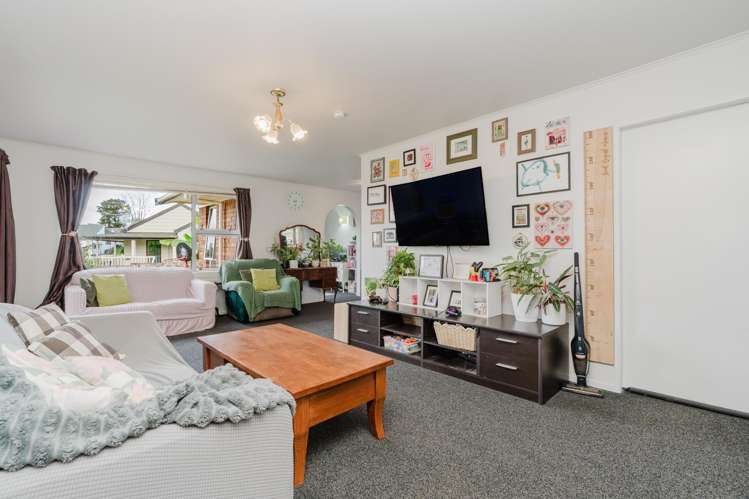 108 Aberdeen Drive Dinsdale_2