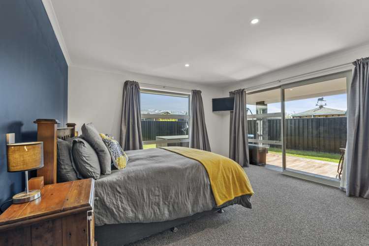 16 Magnetic Place Cromwell_16