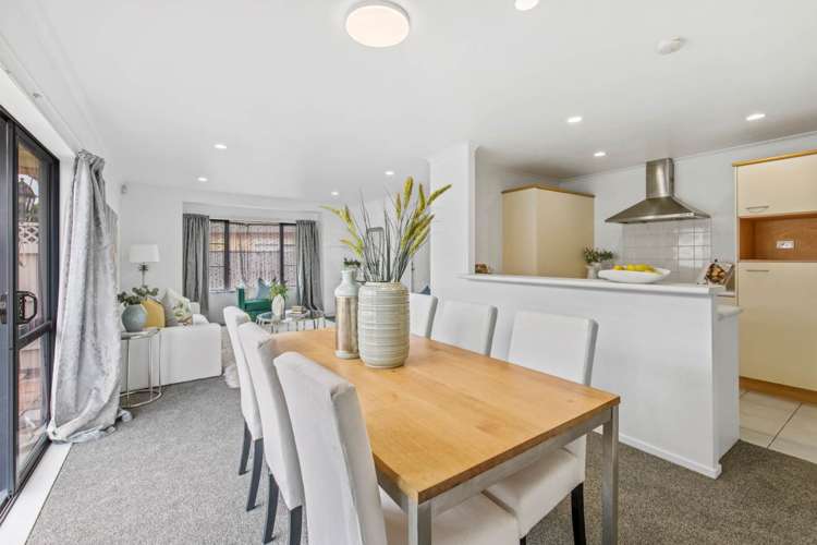 18 Ironstone Place Randwick Park_4