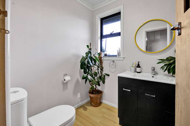 16 Caplen Street Hawera_9