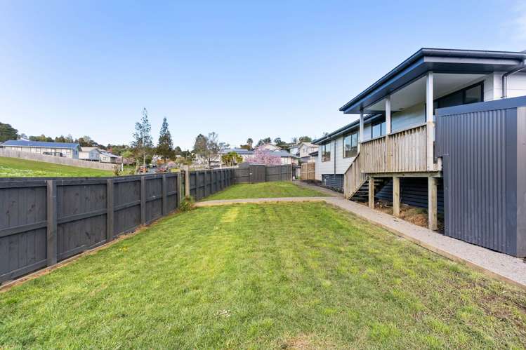 26 Maywood Crescent Glen Eden_28