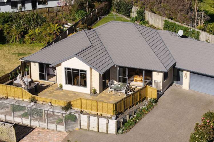 15 Rowesdale Drive Ohauiti_1