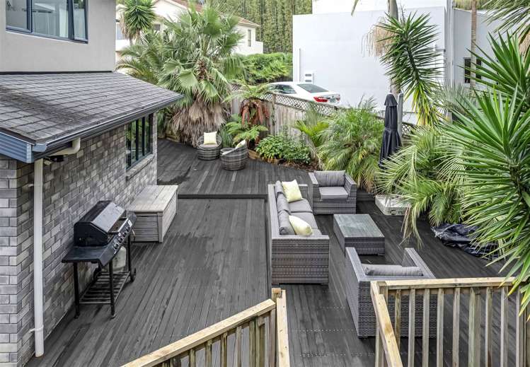 3 Fernbank Lane Greenhithe_25