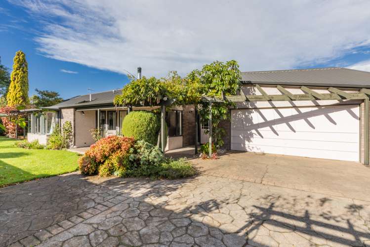 8 Bishops Close Greenmeadows_21