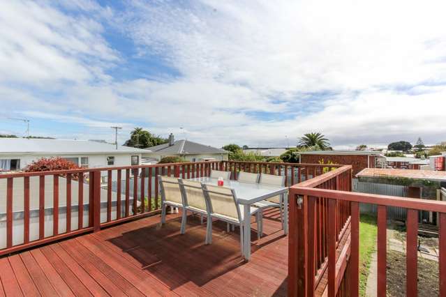 218 Powderham Street New Plymouth Central_2