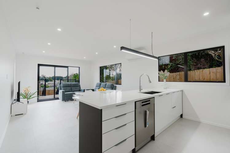 1/18 Church Road Pukete_6