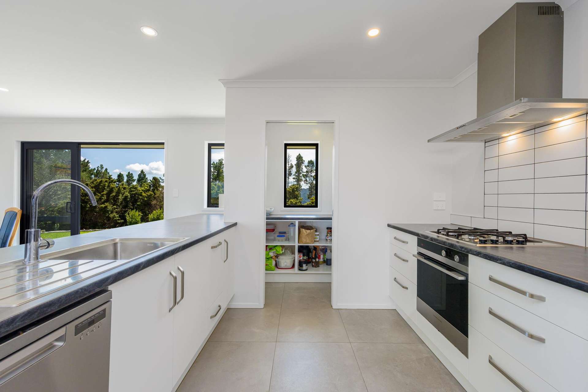 635 Golden Stairs Road Mareretu_0