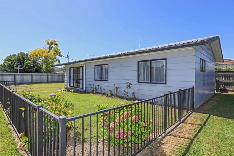 1013 Glenhope Street Mahora_15