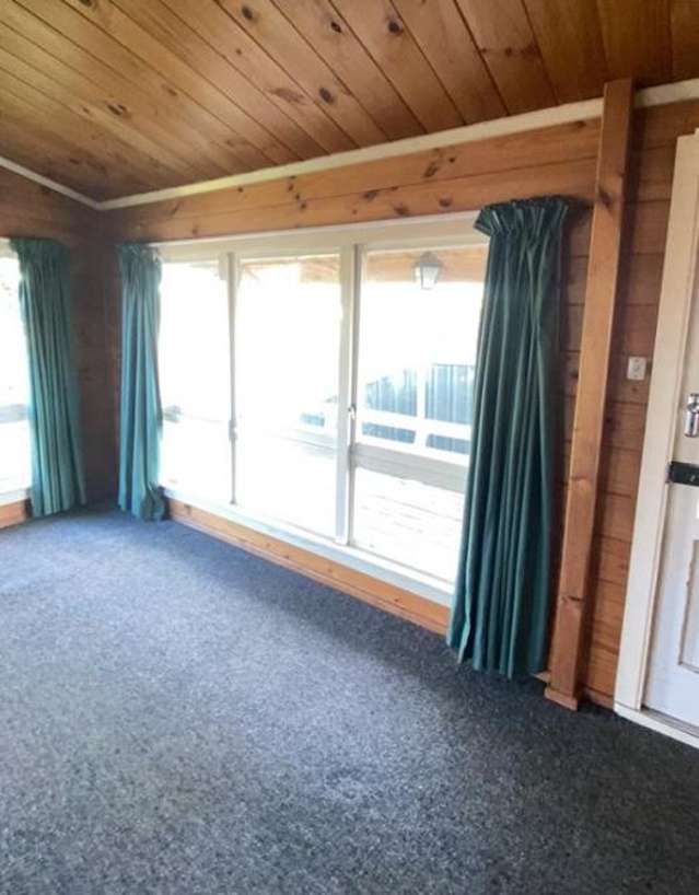 2 Whakaipo Avenue 2775_2