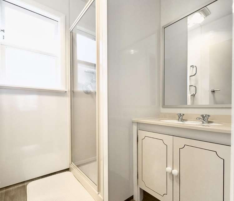  63 Wood Street Wainuiomata_9