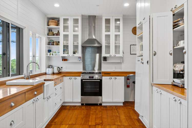 8 Robertson Street Russell_12