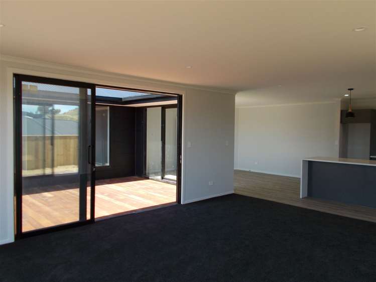 7 Woolshed Drive Stoke_10