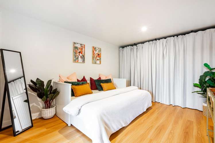 1/107 Allington Road Karori_13